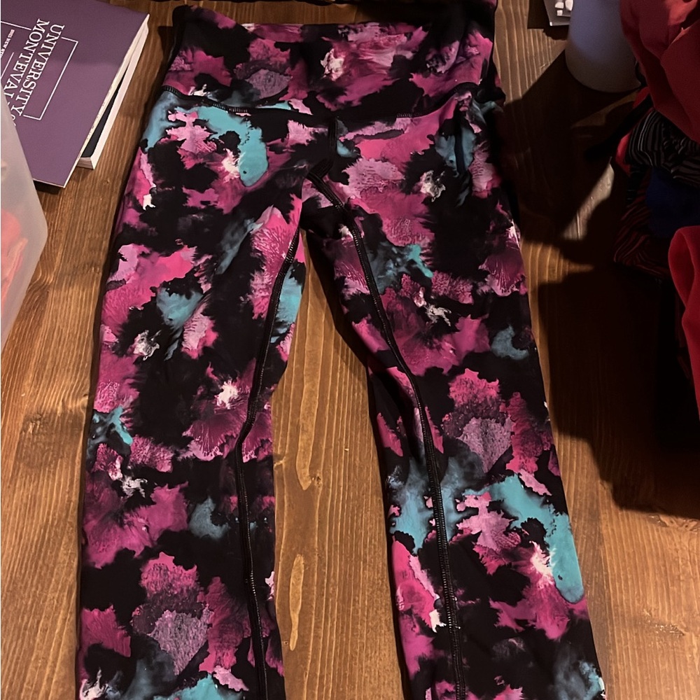 lululemon athletica Pink and Black Leggings Artistic Design